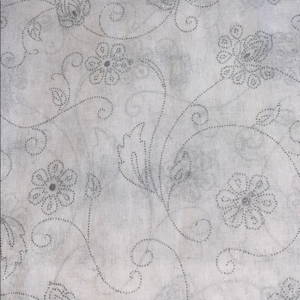 Curtains - Picture 2 of 2